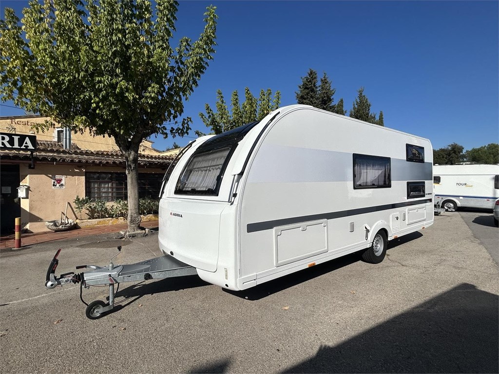 Foto 2 CARAVANA ADRIA ADORA 573 PK-AIRE-MOVER-NEVERA GRANDE 
