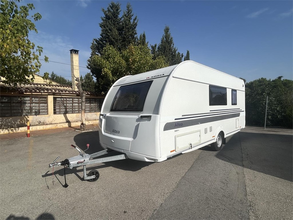 Foto 2  CARAVANA ADRIA ALTEA 542 PK -MOVER-NEVERA GRANDE