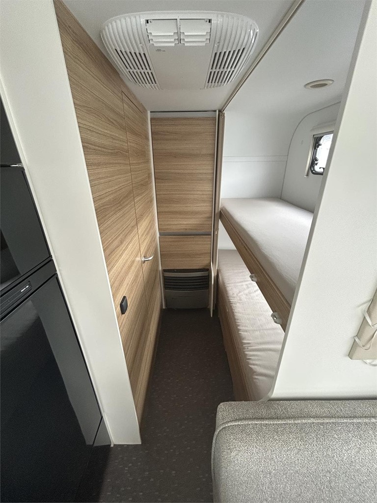 Foto 5  CARAVANA ADRIA ALTEA 552 PK-AIRE-MOVER-NEVERA GRANDE-TOLDO FIAMMA 