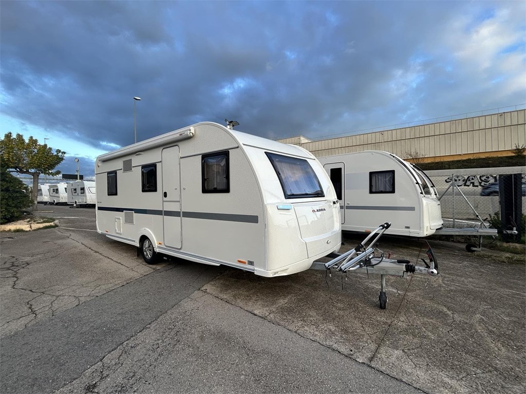 Foto 3  CARAVANA ADRIA ALTEA 552 PK-AIRE-MOVER-NEVERA GRANDE-TOLDO FIAMMA 