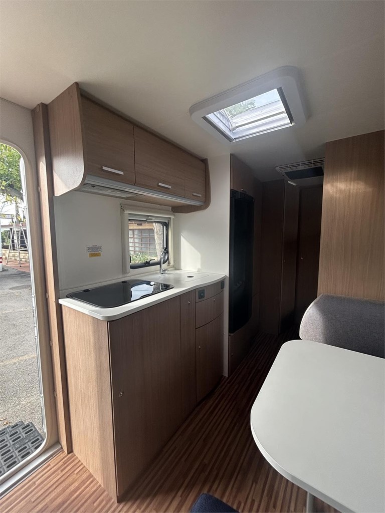 Foto 9 CARAVANA ADRIA AVIVA 495 LX-AIRE-MOVER-NEVERA GRANDE