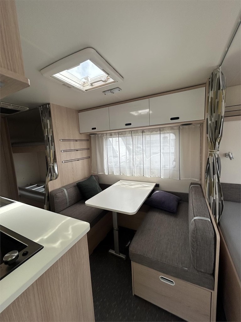 Foto 9  CARAVANA ADRIA AVIVA 522 PT/AIRE ACONDICIONADO TOLDO THULE MANIVELA 