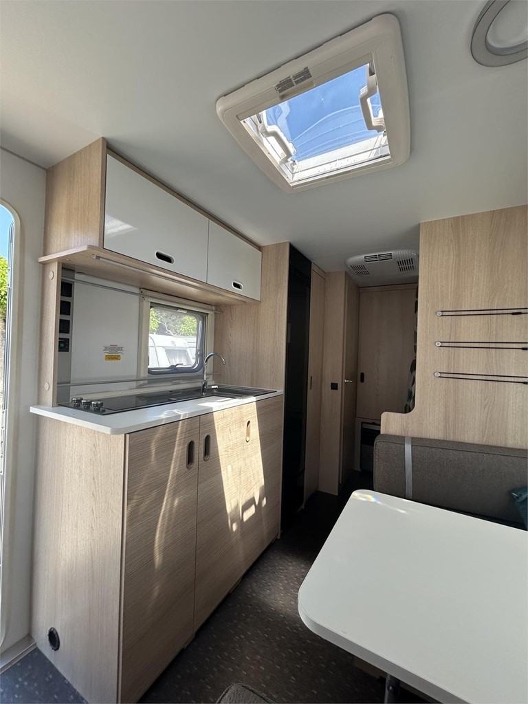 Foto 10 CARAVANA ADRIA AVIVA 522 PT-AIRE-MOVER-NEVERA GRANDE