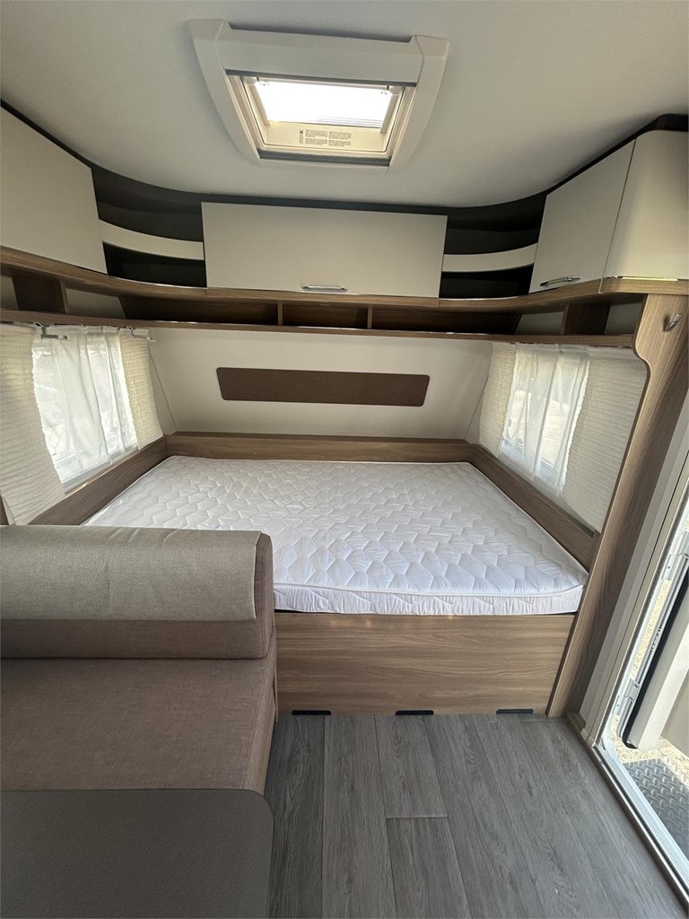 Foto 9 CARAVANA BURSTNER PREMIO 495 TK-MOVER-NEVERA GRANDE