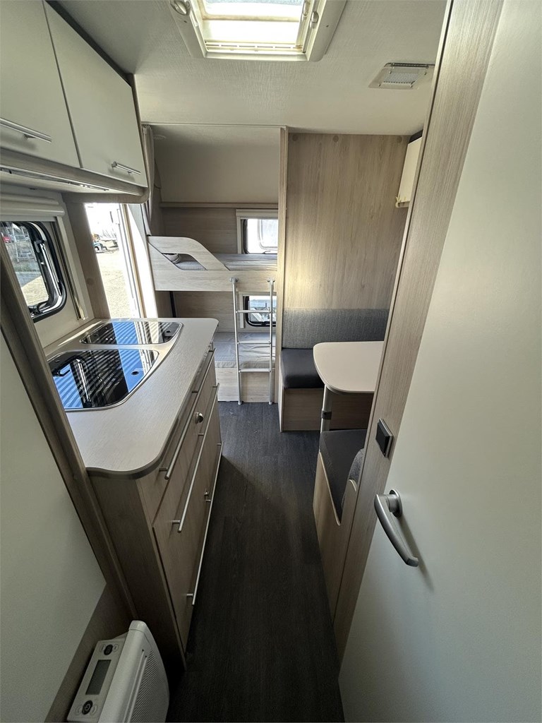 Foto 7  CARAVANA CARAVELAIR 426-AIRE-FRIGORIFICO COMPRESOR XL