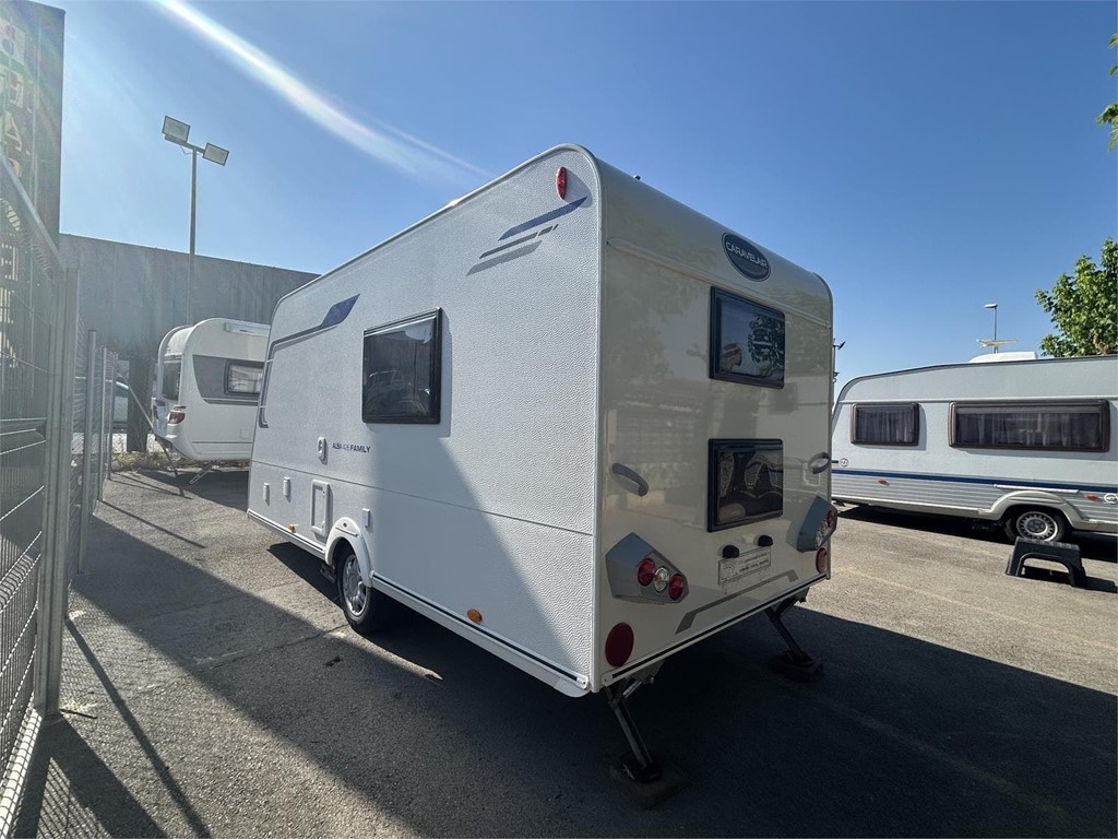 Foto 3 CARAVANA CARAVELAIR ALBA 426 FAMILY-AIRE-MOVER-NEVERA GRANDE