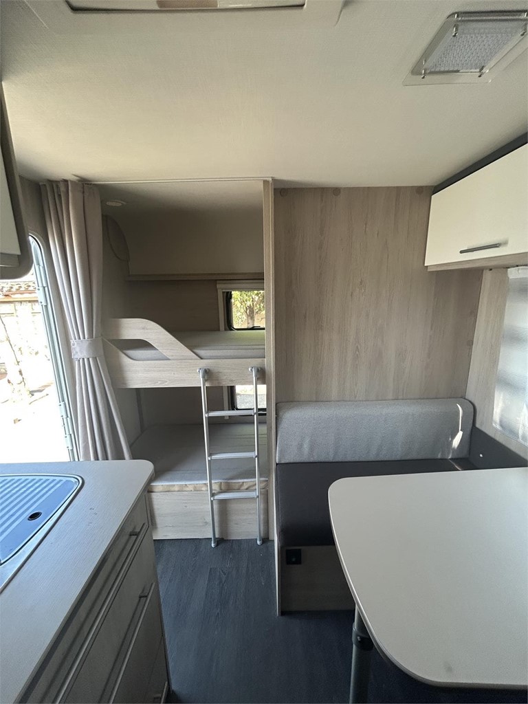 Foto 7 CARAVANA CARAVELAIR ALBA 426 FAMILY-AIRE-MOVER-NEVERA GRANDE