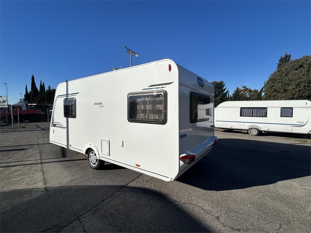 Foto 4 CARAVANA CARAVELAIR ANTARES 470 CAMA ISLA -AIRE-MOVER