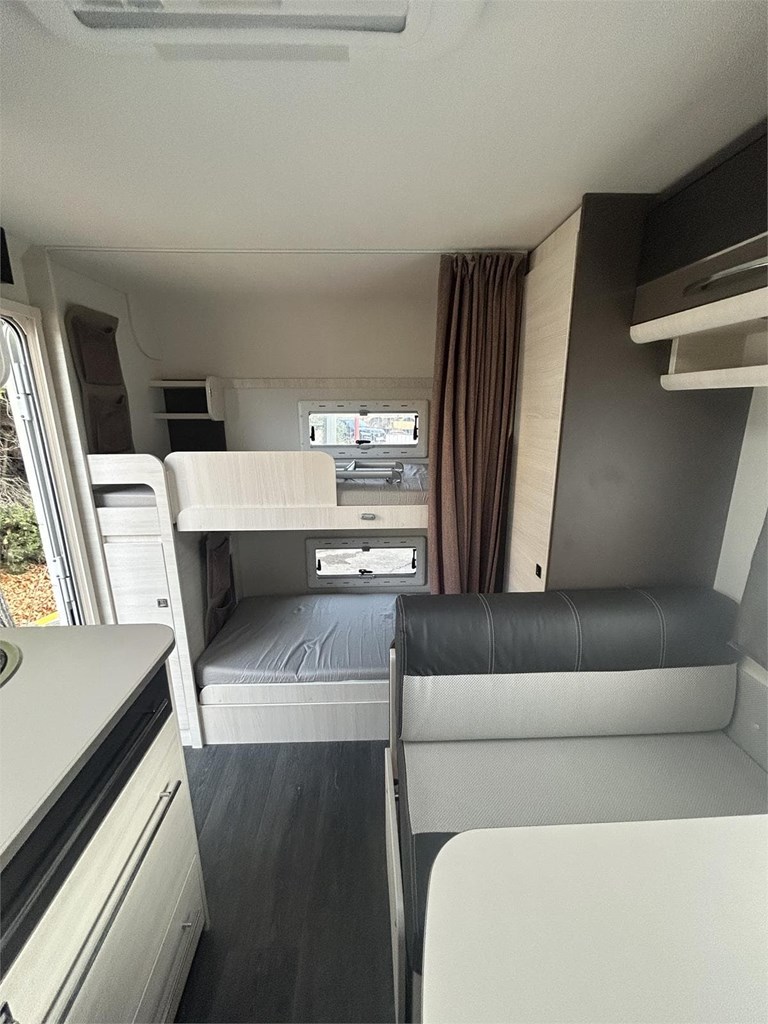 Foto 6 CARAVANA CARAVELAIR ARTICA 516-AIRE-MOVER-FRIGORIFICO COMPRESOR XL 150 LTS 