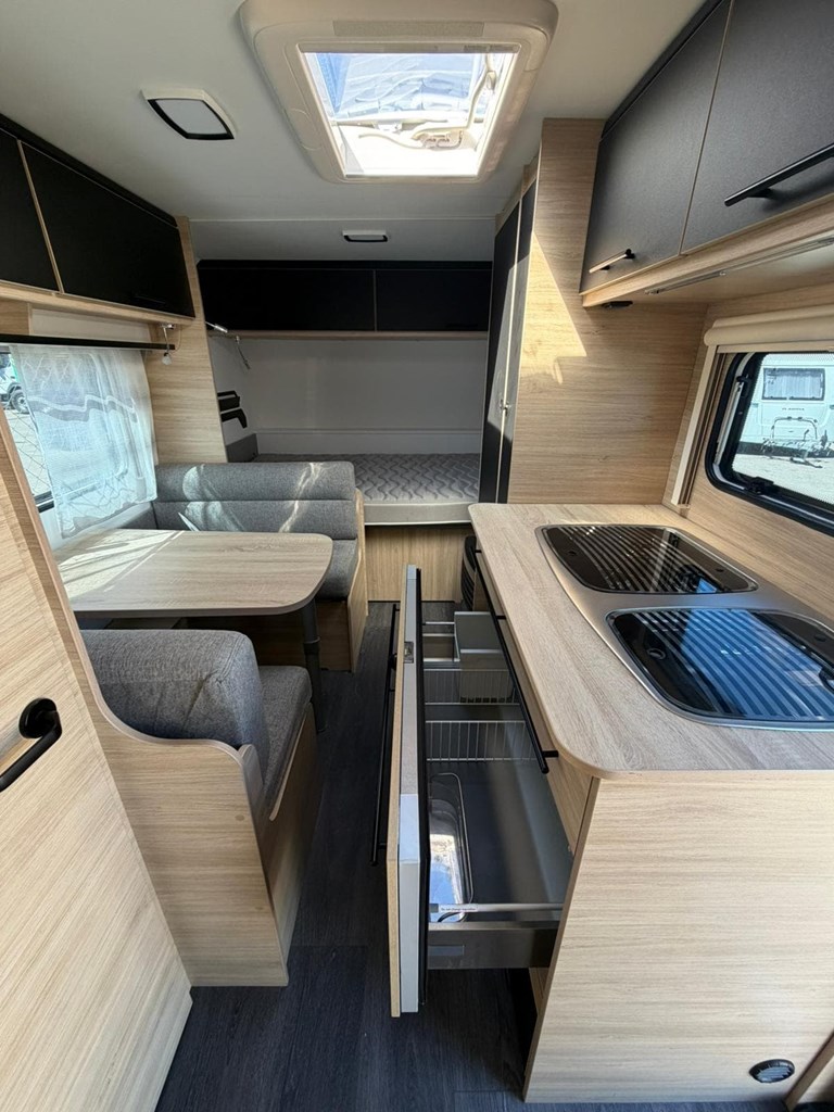 Foto 5 CARAVANA CARAVELAIR  SPORT LINE 486-AIRE-MOVER-