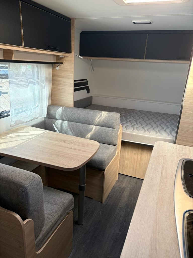 Foto 6 CARAVANA CARAVELAIR  SPORT LINE 486-AIRE-MOVER-