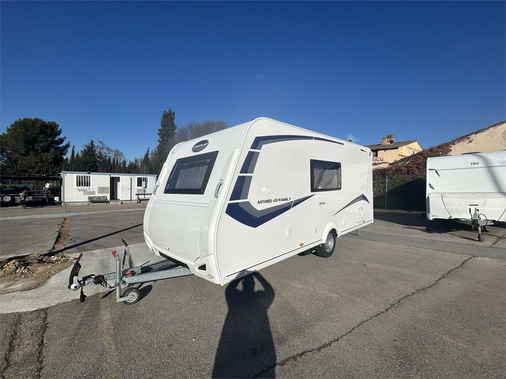 Foto 2  CARAVANA CARAVELAIR  STYLE 486 -AIRE-MOVER-FRIGORIFICO COMPRESOR XL FREEZE 150 LTS  
