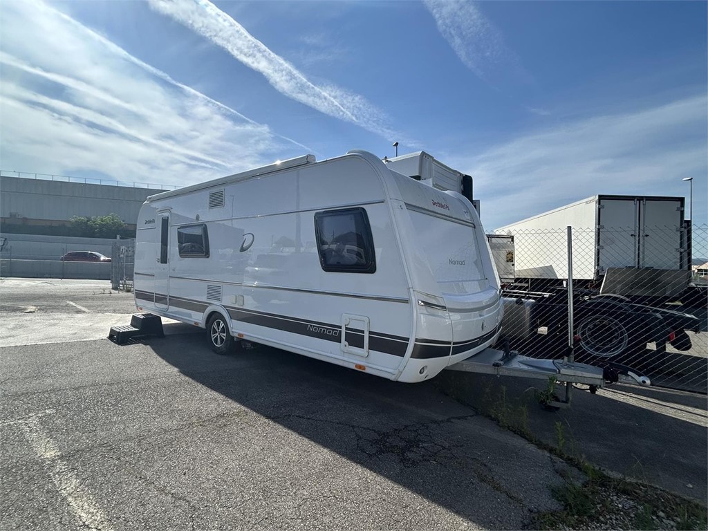 Foto 2 CARAVANA DETHLEFFS NOMAD 560 FMK-AIRE-MOVER-NEVERA GRANDE