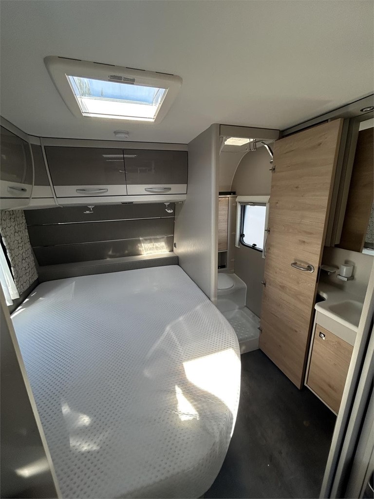 Foto 4 CARAVANA DETHLEFFS NOMAD 560 FMK-AIRE-MOVER-NEVERA GRANDE