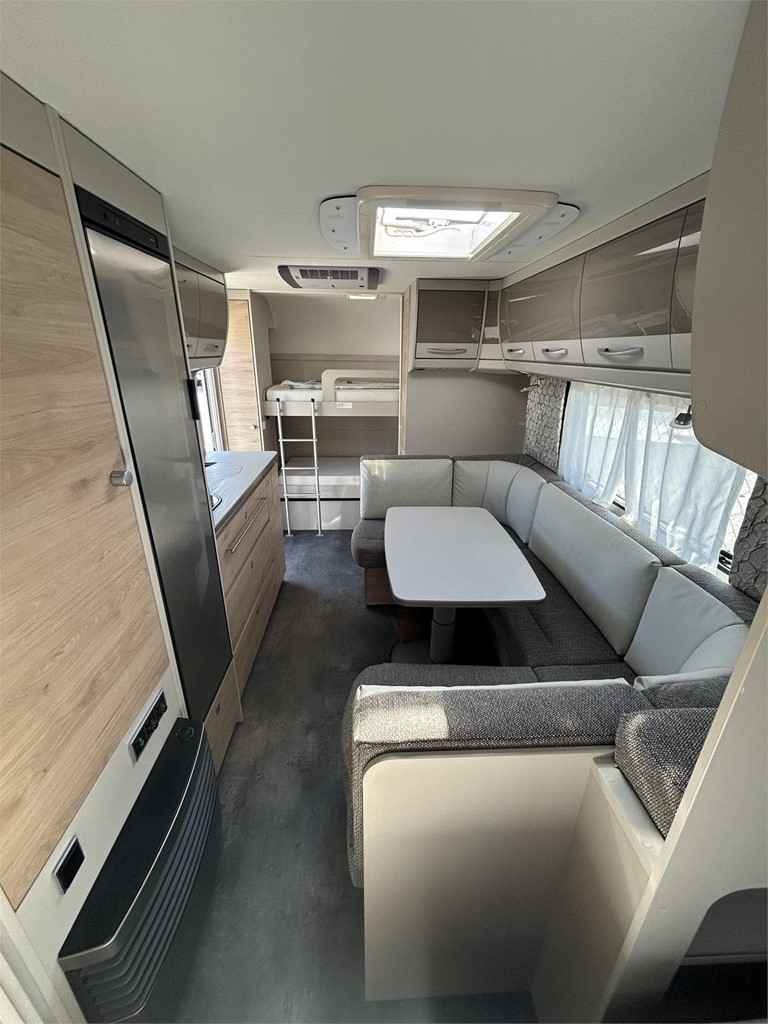 Foto 6 CARAVANA DETHLEFFS NOMAD 560 FMK-AIRE-MOVER-NEVERA GRANDE
