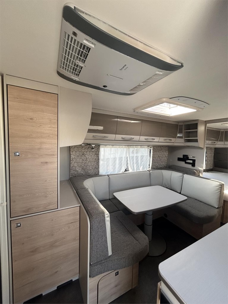 Foto 9 CARAVANA DETHLEFFS NOMAD 560 FMK-AIRE-MOVER-NEVERA GRANDE