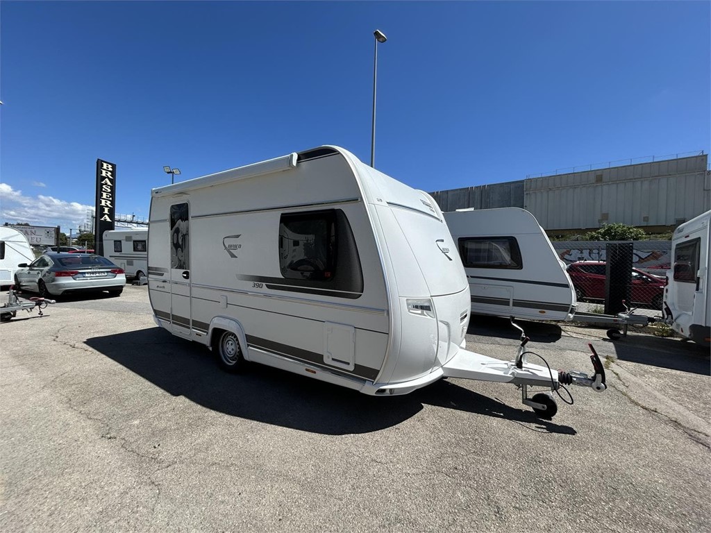 Foto 1  CARAVANA FENDT BIANCO SELECTION  390 -MOVER-AIRE-TOLDO MANIVELA 
