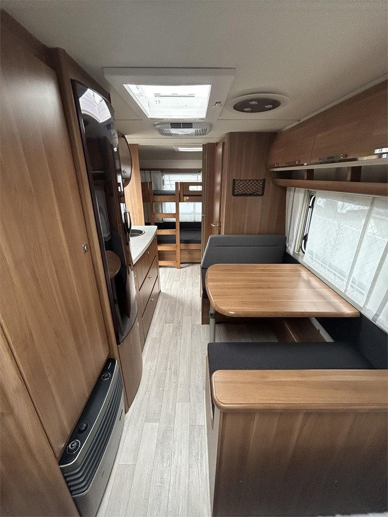 Foto 5 CARAVANA FENDT SAPHIR 515-AIRE-MOVER-NEVERA GRANDE 