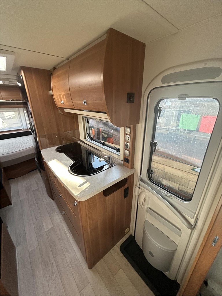 Foto 5 CARAVANA FENDT SAPHIR 515-MOVER-NEVERA GRANDE 