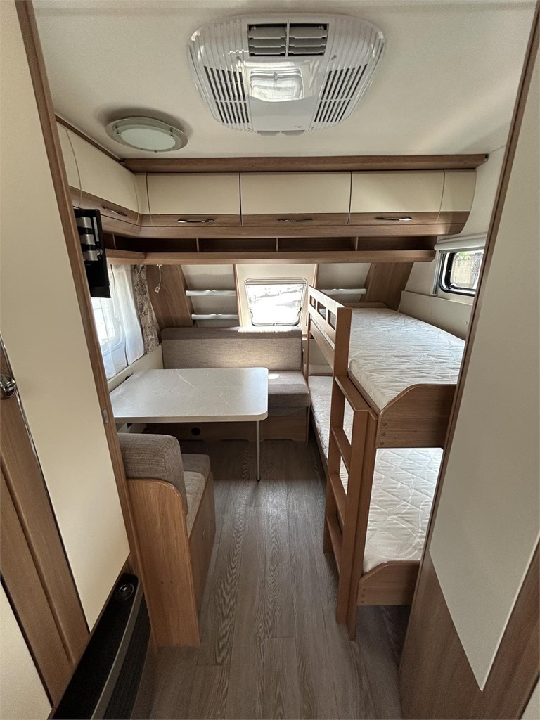 Foto 9  CARAVANA HOBBY 515 UHK-MOVER-AIRE-TOLDO 