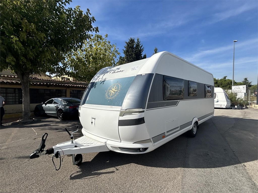 Foto 2  CARAVANA HOBBY 560 CFE EXCELLENT 