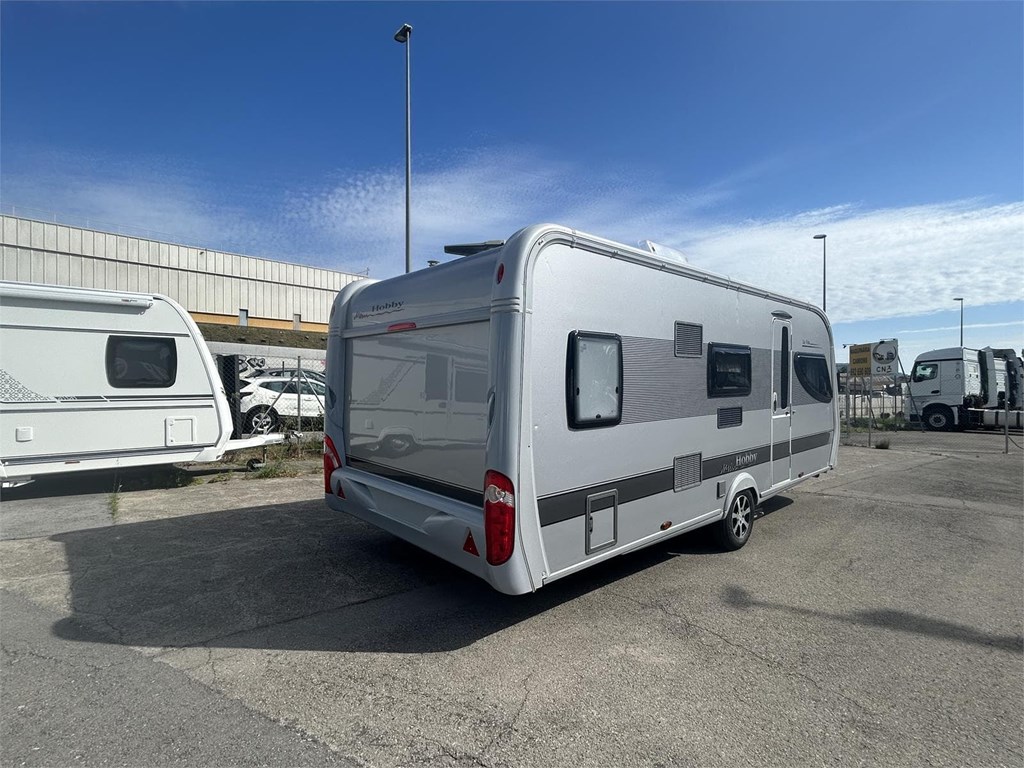 Foto 3  CARAVANA HOBBY VITA VENETO 545 KMF/AIRE-MOVER-NEVERA GRANDE 