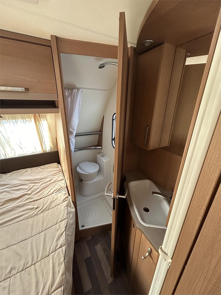 Foto 8 CARAVANA KNAUS SPORT 500 FDK-AIRE-MOVER