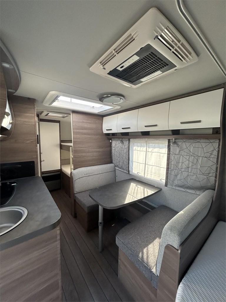 Foto 10  CARAVANA KNAUS SPORT 500 KD-AIRE-MOVER-TOLDO MANIVELA