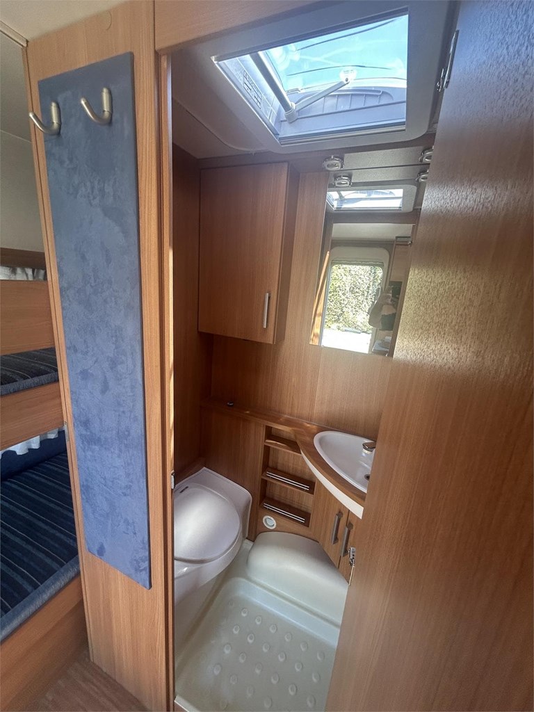 Foto 10  CARAVANA KNAUS SPORT 500 QDK-AIRE-MOVER-NEVERA GRANDE 