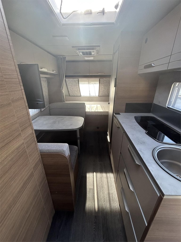 Foto 5  CARAVANA KNAUS SPORT 500 QDK-AIRE-MOVER-TOLDO MANIEVELA 