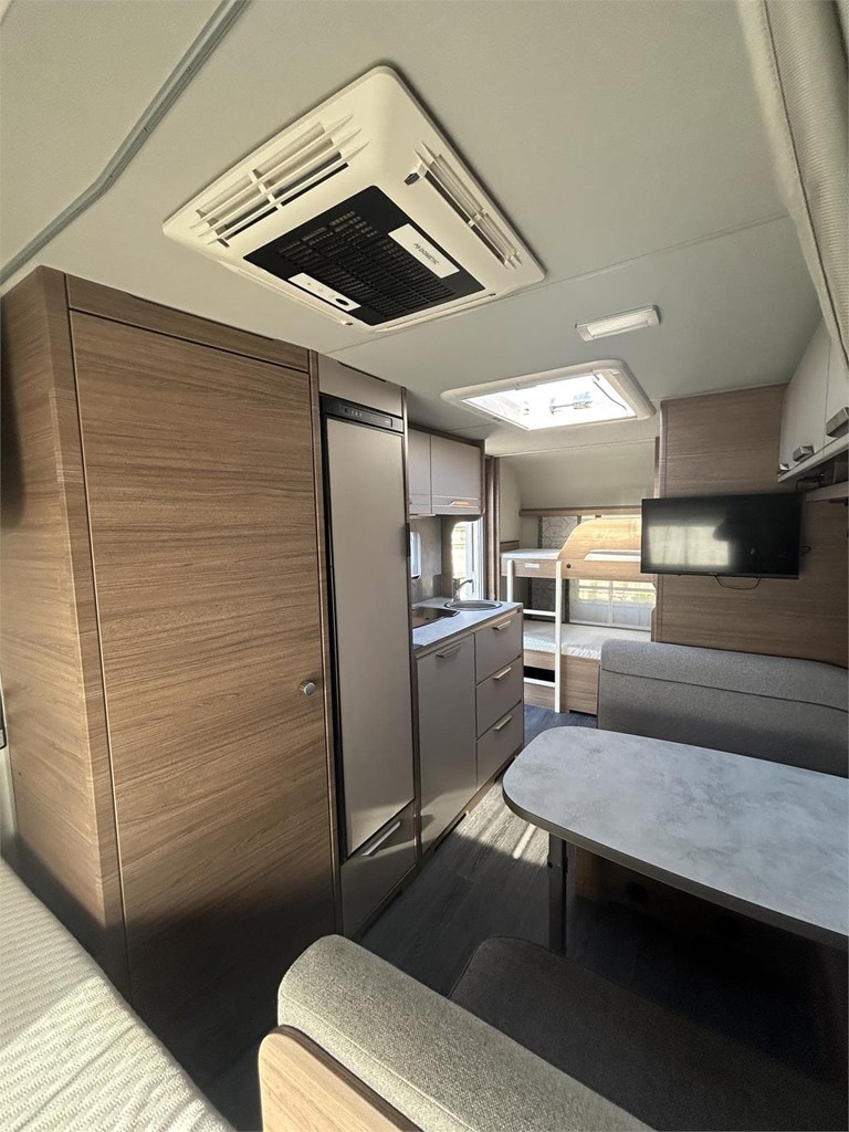 Foto 7  CARAVANA KNAUS SPORT 500 QDK-AIRE-MOVER-TOLDO MANIEVELA 