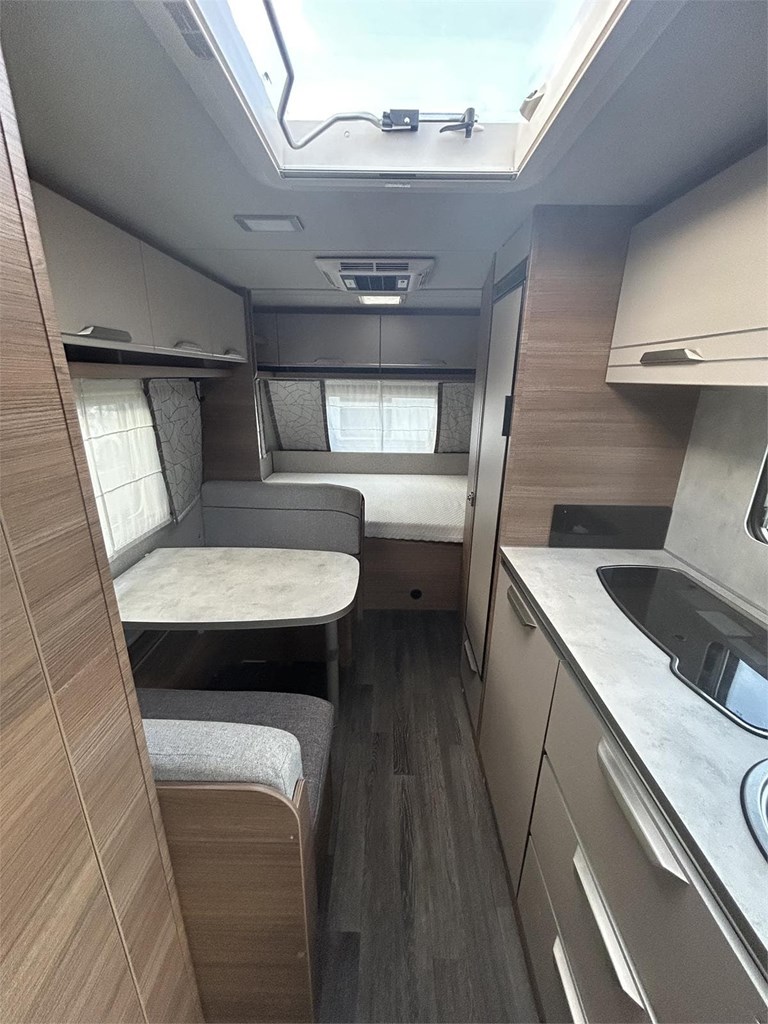 Foto 5 CARAVANA KNAUS SPORT  500 QDK-AIRE-MOVER-TOLDO MANIVELA 