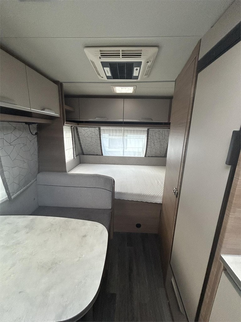 Foto 6 CARAVANA KNAUS SPORT  500 QDK-AIRE-MOVER-TOLDO MANIVELA 