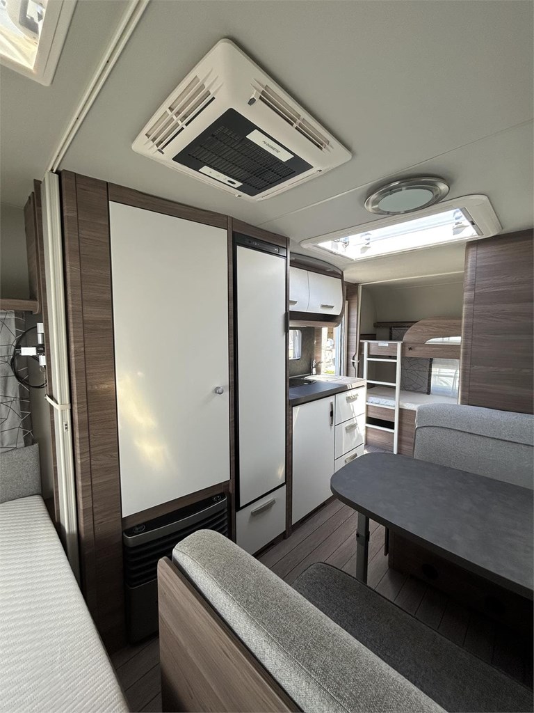 Foto 8  CARAVANA KNAUS SPORT 500 QDK-AIRE-MOVER-TOLDO MANIVELA