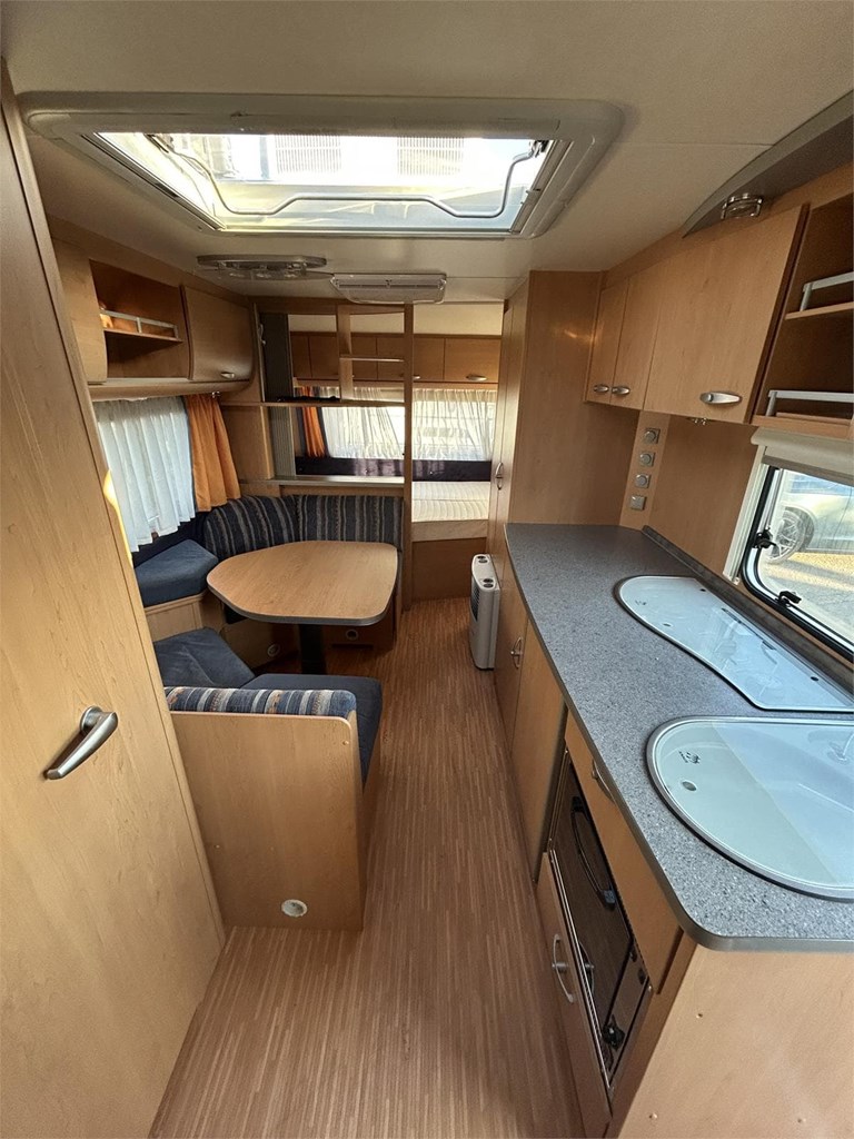 Foto 5  CARAVANA KNAUS SUDWIND 550 FSK-AIRE ACONDICIONADO 