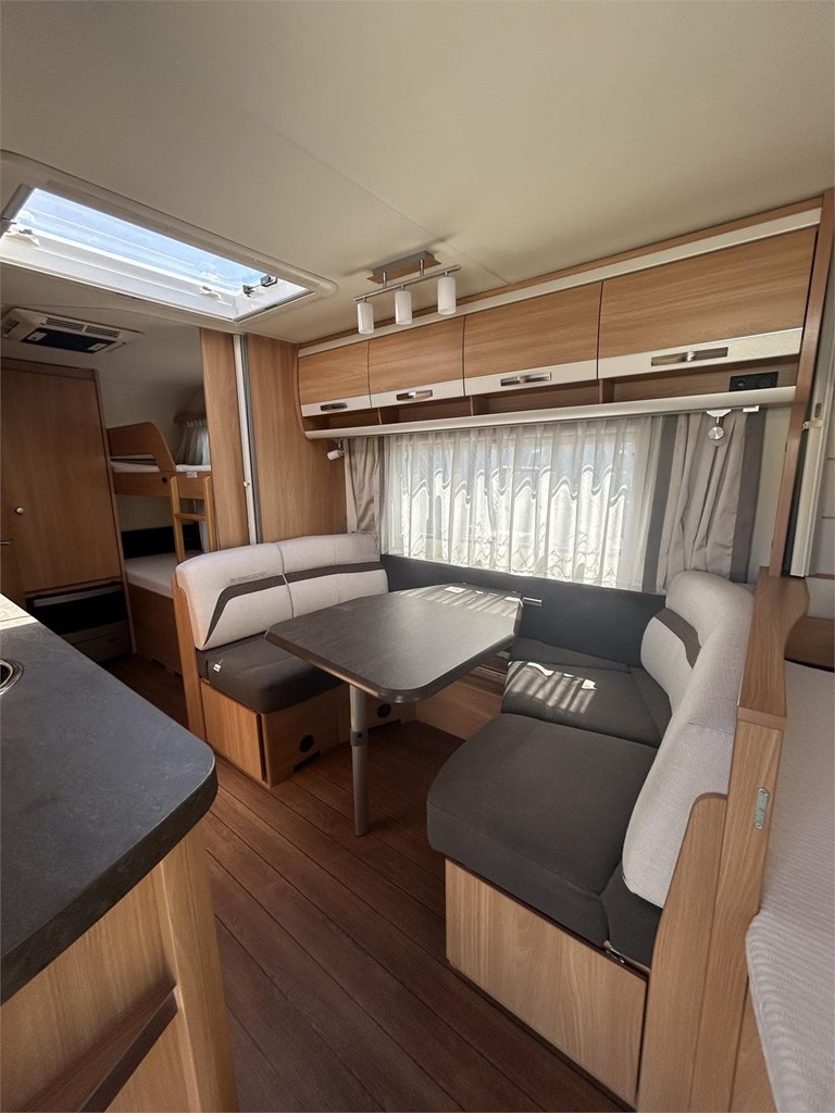 Foto 11 CARAVANA KNAUS SUDWIND 580 QS-AIRE-MOVER-NEVERA GRANDE 