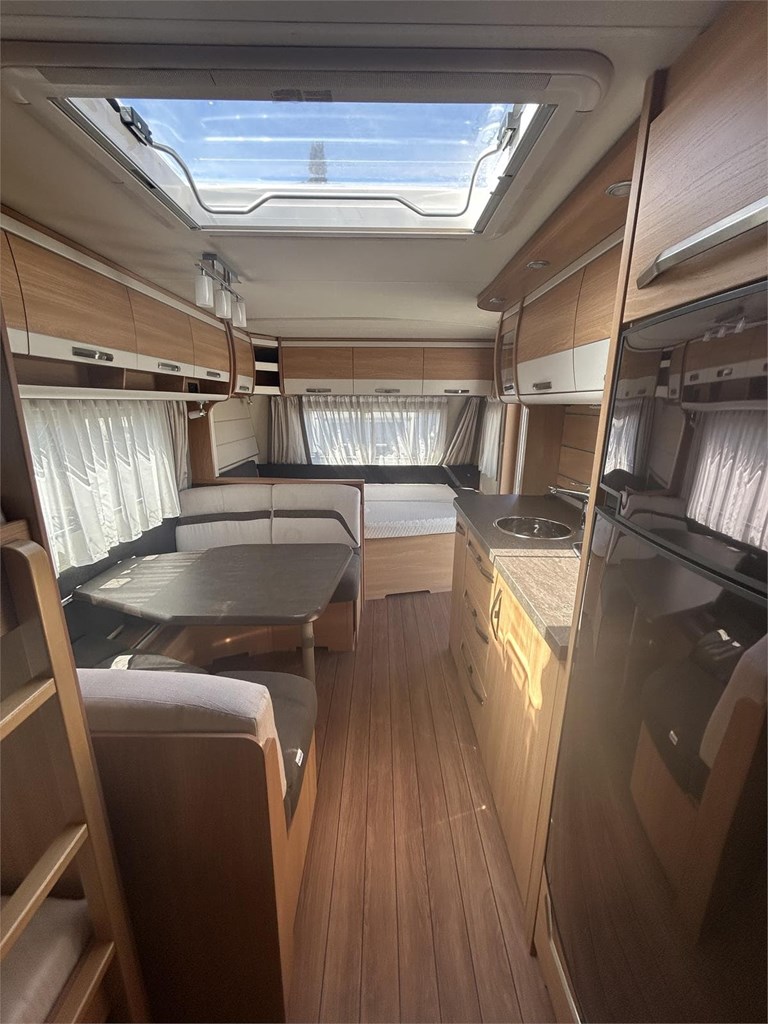 Foto 5 CARAVANA KNAUS SUDWIND 580 QS-AIRE-MOVER-NEVERA GRANDE 