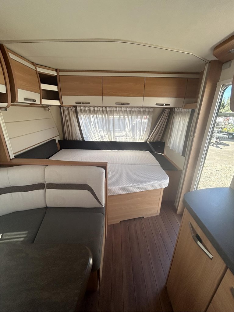 Foto 6 CARAVANA KNAUS SUDWIND 580 QS-AIRE-MOVER-NEVERA GRANDE 