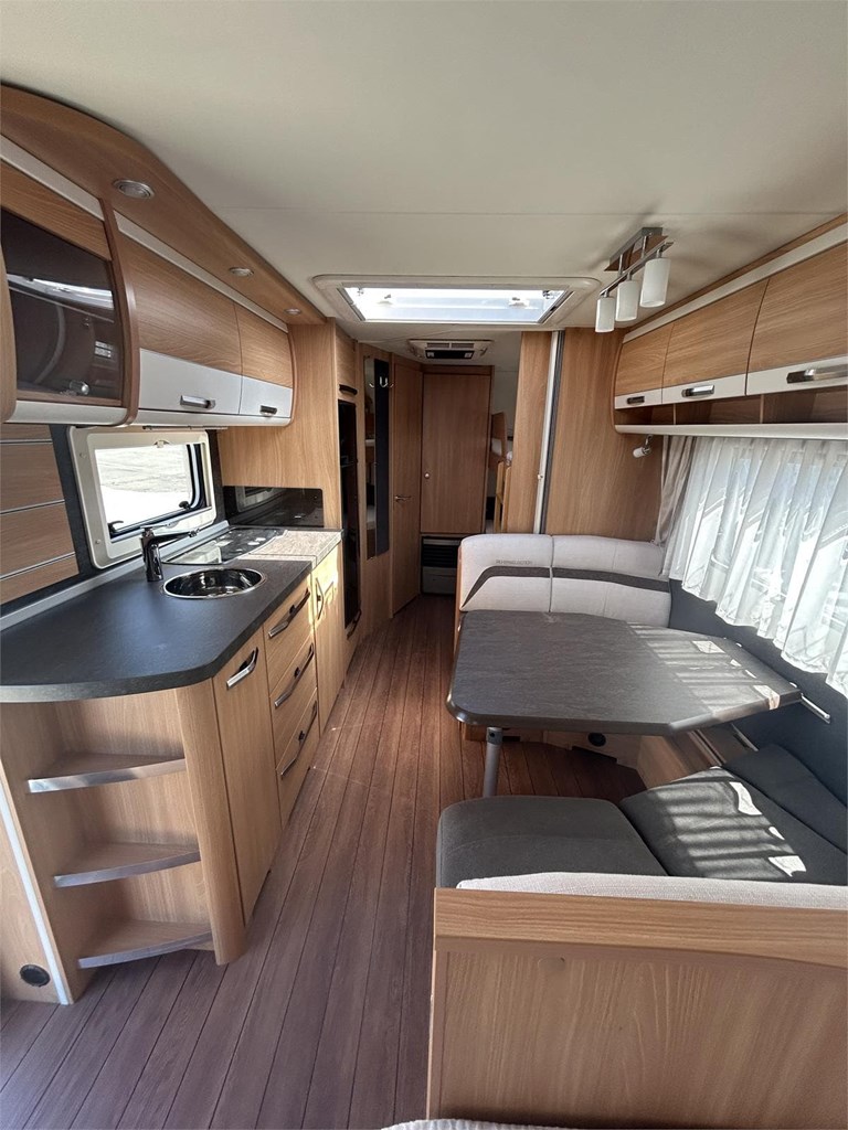 Foto 7 CARAVANA KNAUS SUDWIND 580 QS-AIRE-MOVER-NEVERA GRANDE 