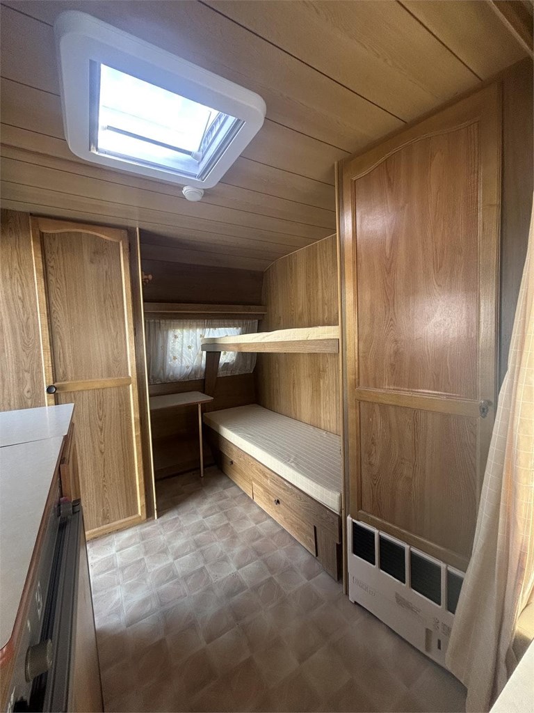 Foto 6 CARAVANA ROLLER ALOHA 375 T MENOS DE 750 KG 