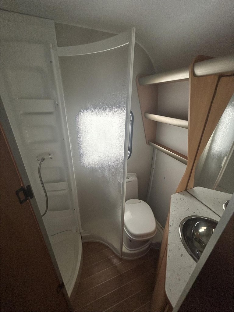 Foto 7 CARAVANA ROLLER TANGO 495 LUXE