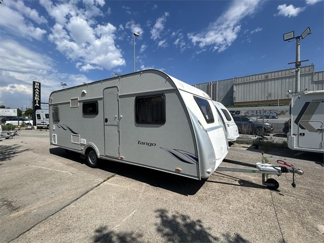 CARAVANA ROLLER TANGO 495 LZ-AIRE-MOVER-NEVERA GRANDE 