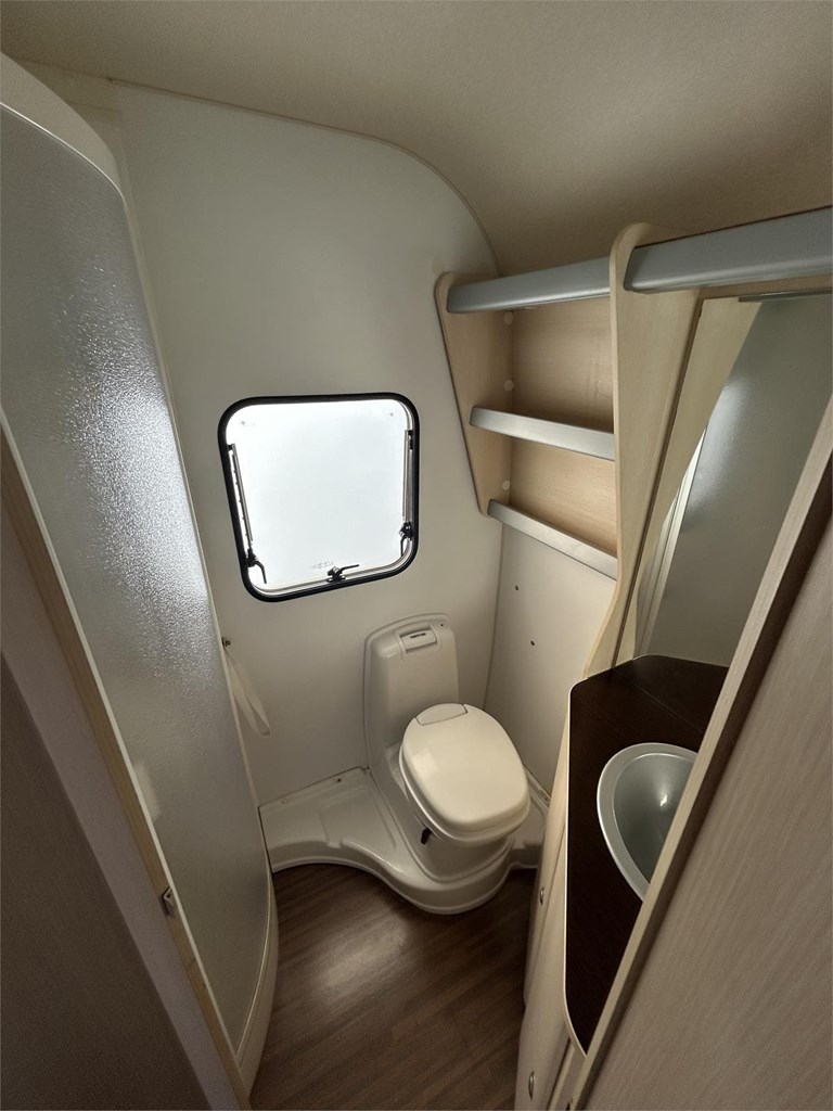 Foto 7 CARAVANA ROLLER TANGO 495 LZ-AIRE-MOVER-NEVERA GRANDE 