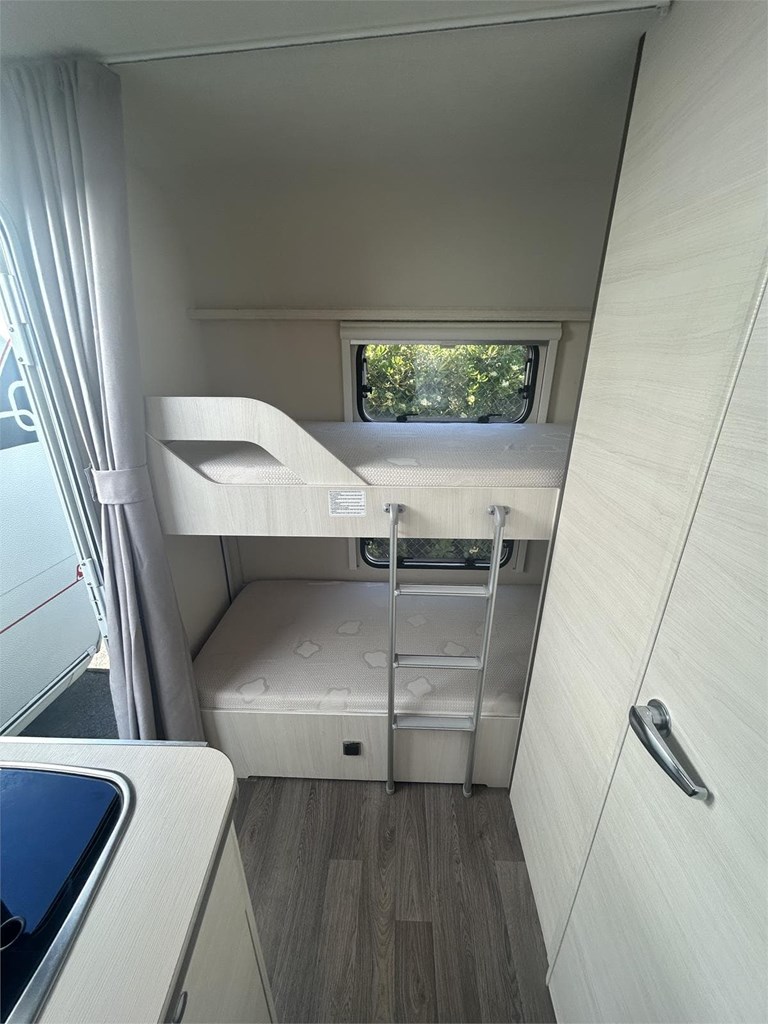 Foto 12  CARAVANA STERCKEMAN STARLETT 370 CE//AIRE ACONDICIONADO-MOVER