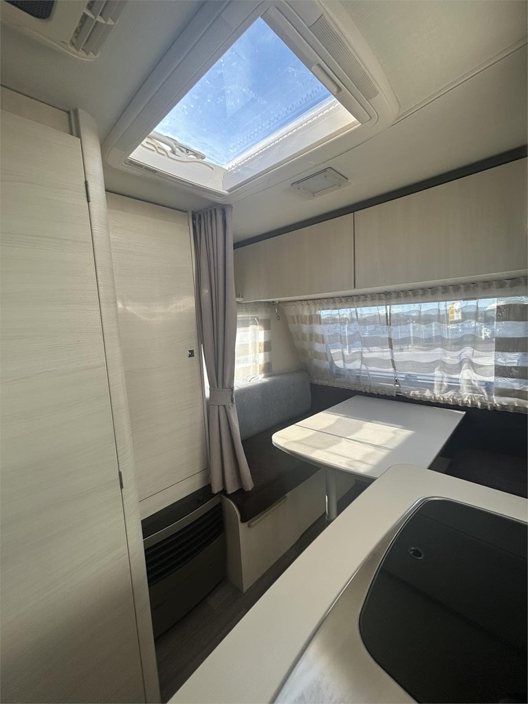 Foto 7  CARAVANA STERCKEMAN STARLETT 370 CE//AIRE ACONDICIONADO-MOVER