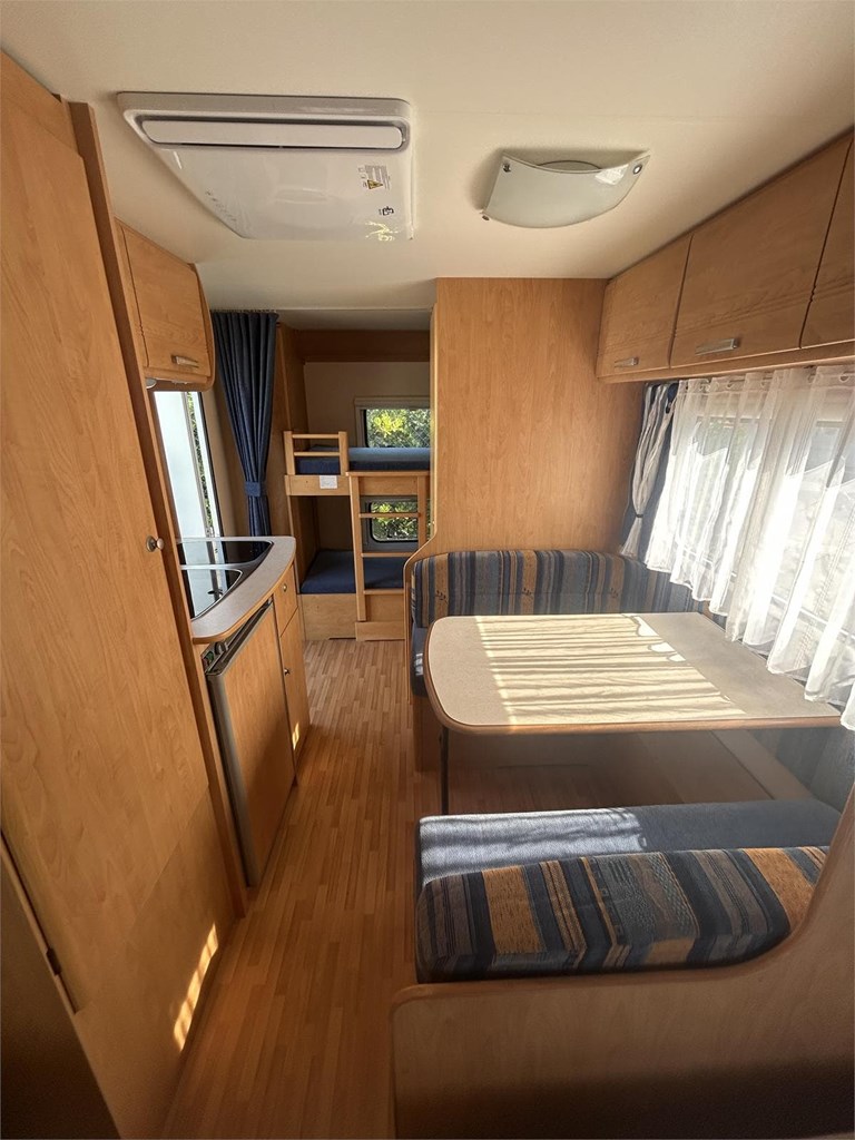 Foto 5 CARAVANA STERCKEMAN STARLETT 470 PE/AIRE ACONDICIONADO 