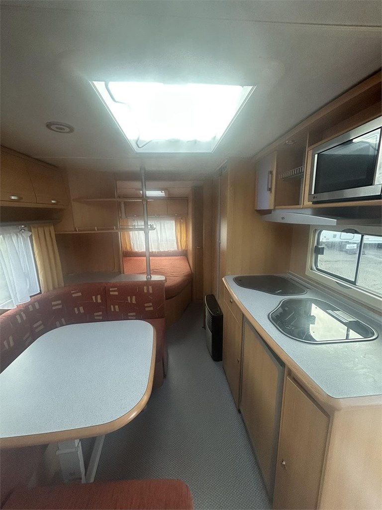 Foto 4  CARAVANA TEC TOUR 580 TKM-MOVER