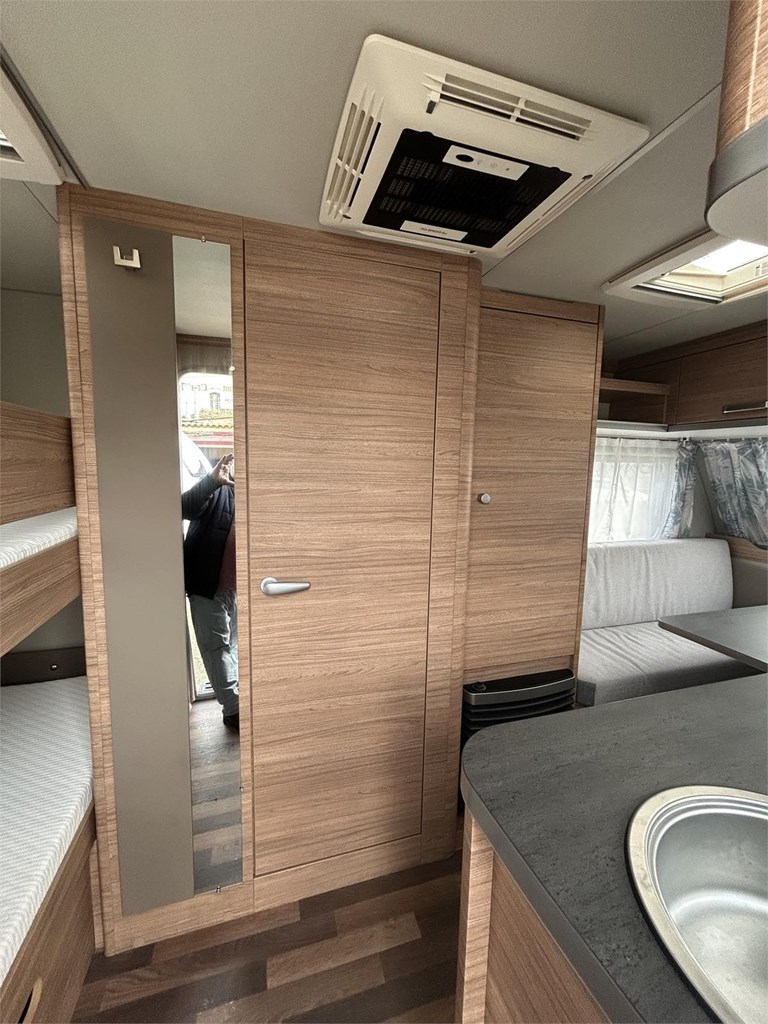 Foto 10 CARAVANA  WEINSBERG 400 LK-AIRE-MOVER