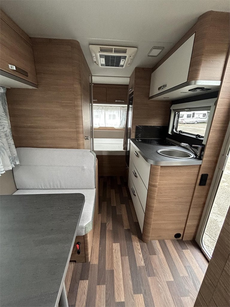 Foto 5 CARAVANA WEINSBERG 420 QD-AIRE-MOVER-NEVERA GRANDE 