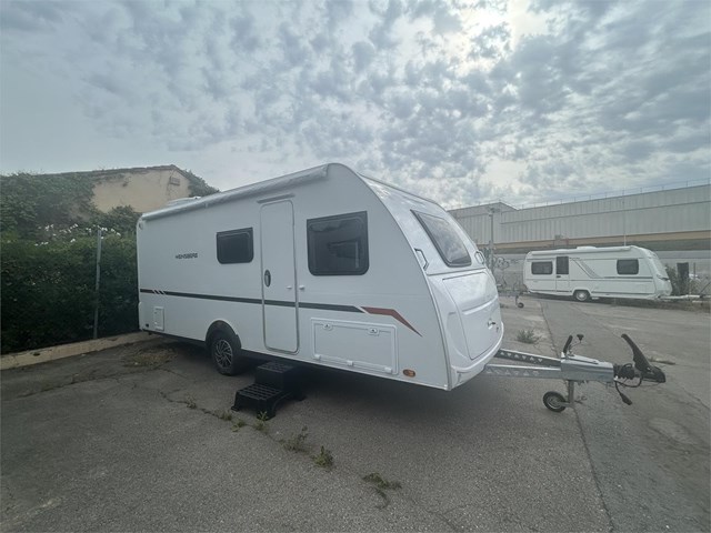  CARAVANA WEINSBERG CARACITO 500 QDK – 100% ELÉCTRICA – SOLO 15 DÍAS DE USO